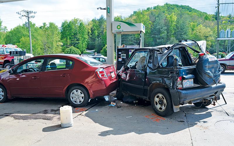Wreck on Highlands Road