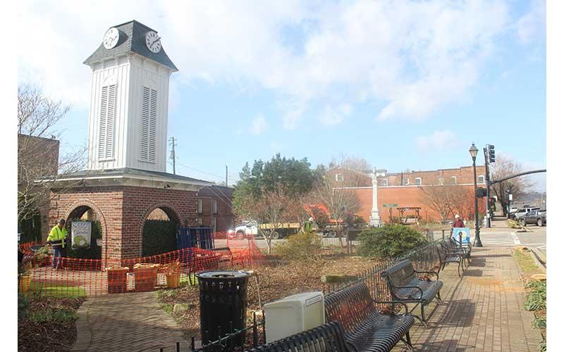 Press photo/Thomas Sherrill - Young Tree Service cut down the trees around clock tower square and Rankin Square the morning of Wednesday, March 5.