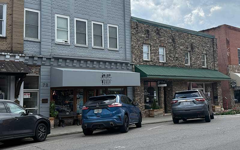 Press photo/Mia Overton - The Town of Franklin is offering incentive grants so businesses can make improvements to their buildings. The first grant was awarded to Kitchen Sink for a new awning.