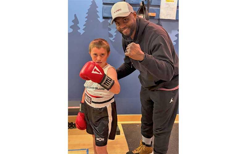 (Photo courtesy of Jeffrey Epps) Epps is pictured with Kavod student Sam Odell.