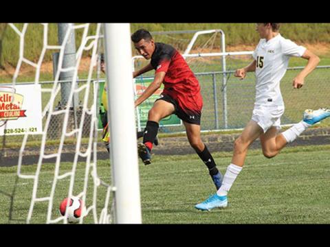 Press photo/Andy Scheidler - After a junior season of scoring five goals, Franklin’s Cris Chavez scored 39 goals this year. His total alone was more than the Panthers scored as a team in 2018. 