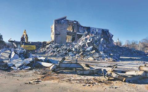 Press photo/Thomas Sherrill - Demolition of the old Angel Medical Center on Riverview Street continues.