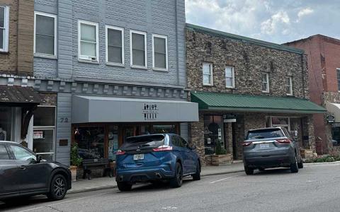 Press photo/Mia Overton - The Town of Franklin is offering incentive grants so businesses can make improvements to their buildings. The first grant was awarded to Kitchen Sink for a new awning.